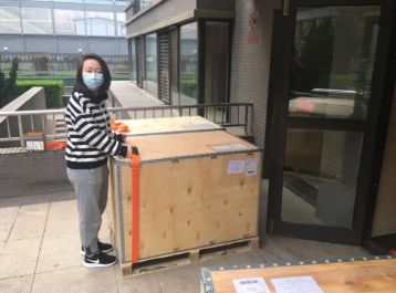 Kisten gearriveerd in Beijing