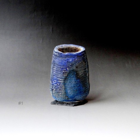 McW20-6 Vase object, stoneware, woodfired, 17x10x3cm, TerraDelft1