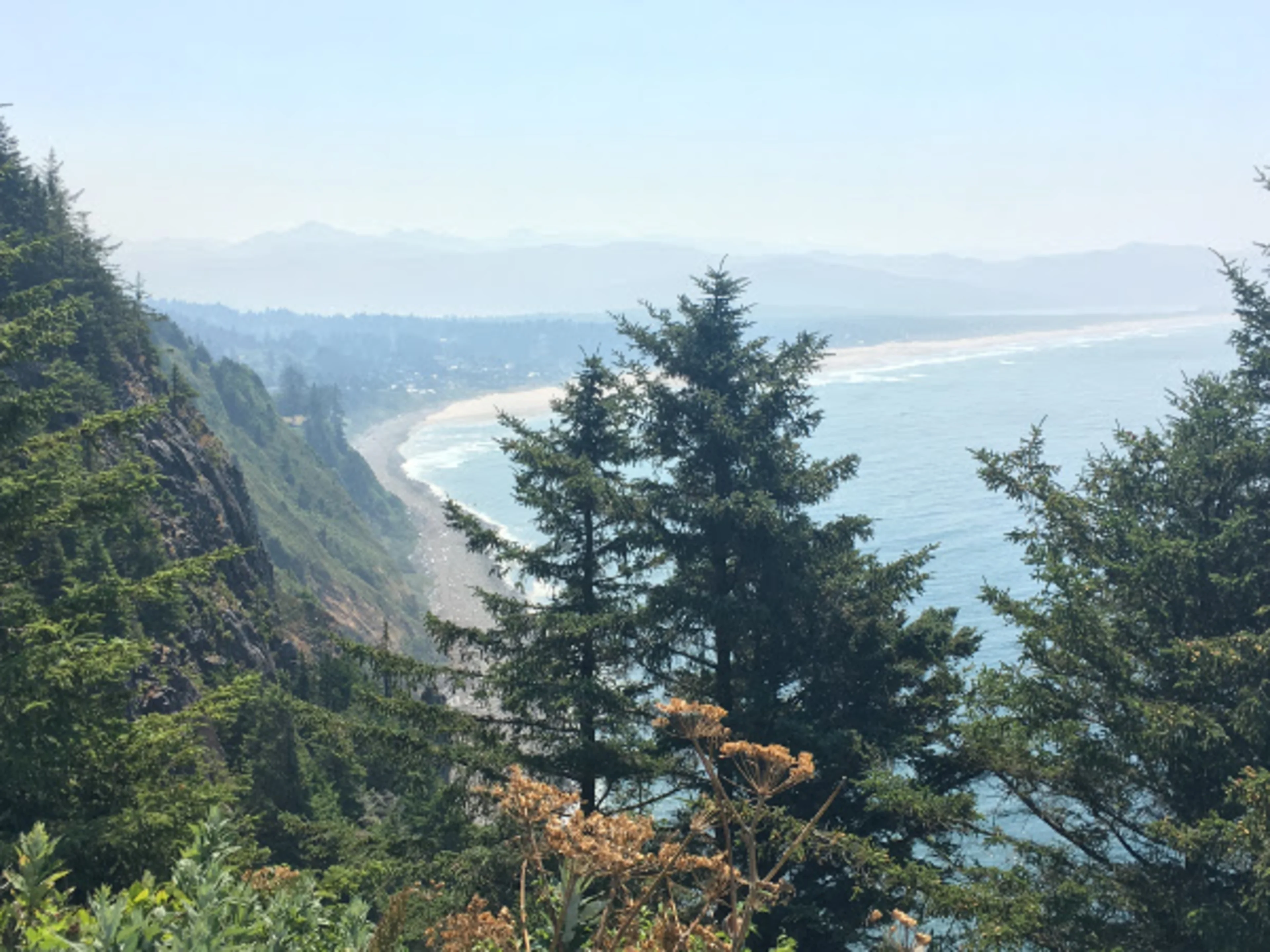 A view of the coastline in Oregon
