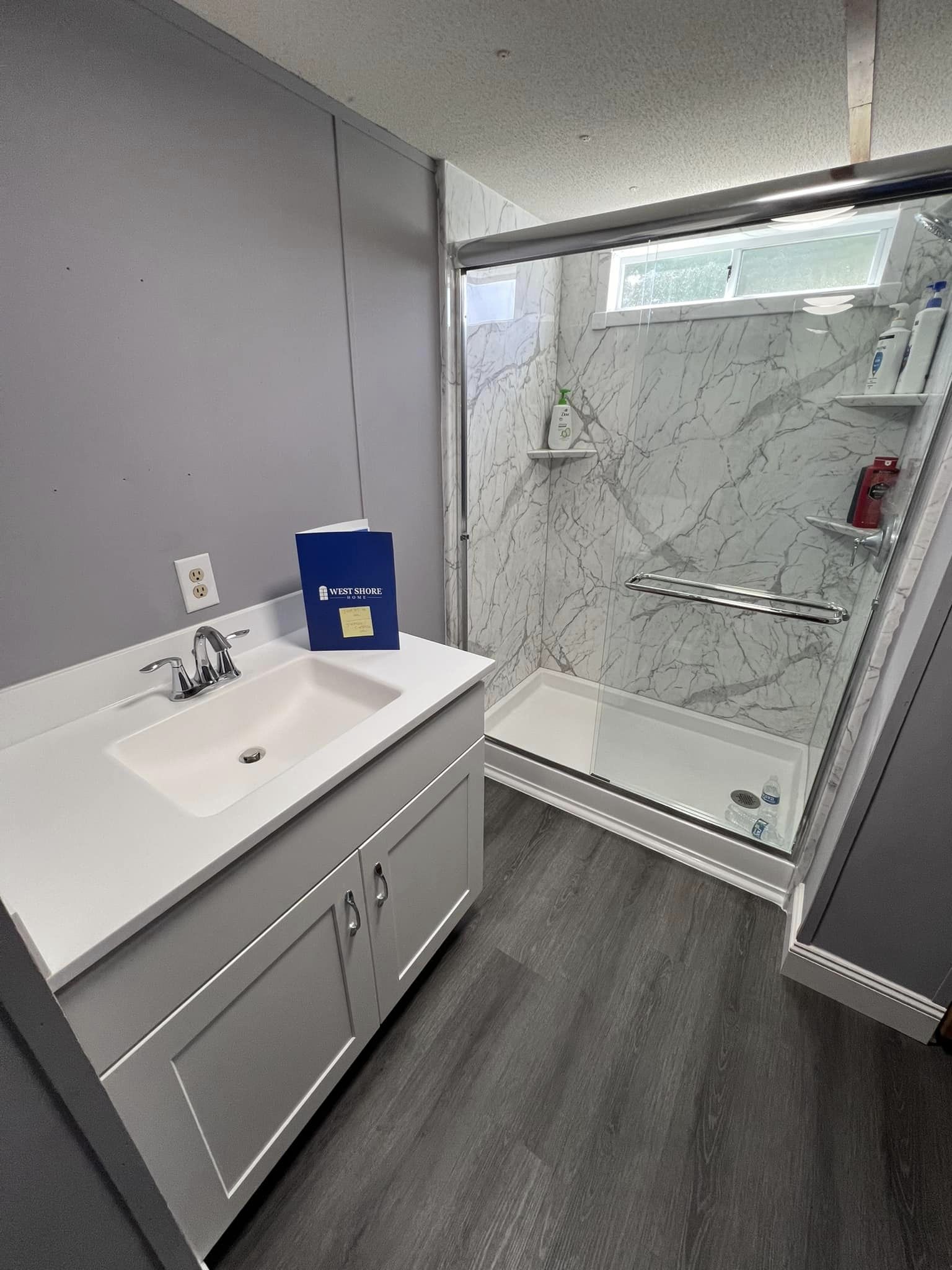 Entry door with sidelites