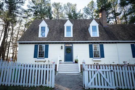 Colonial cherry windows in Cambridge