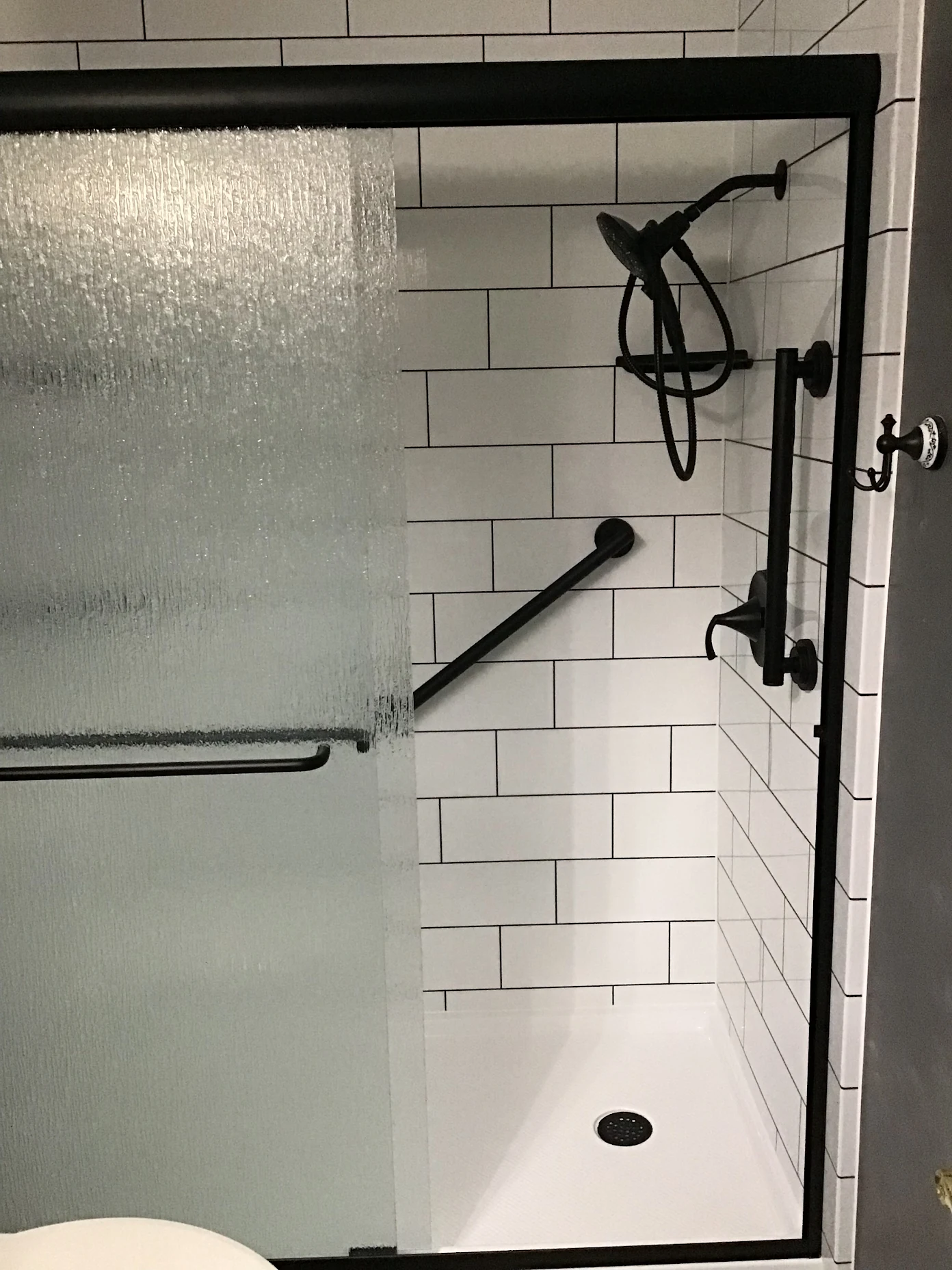 Deb W.'s tub to shower by West Shore Home — Mechanicsburg, PA