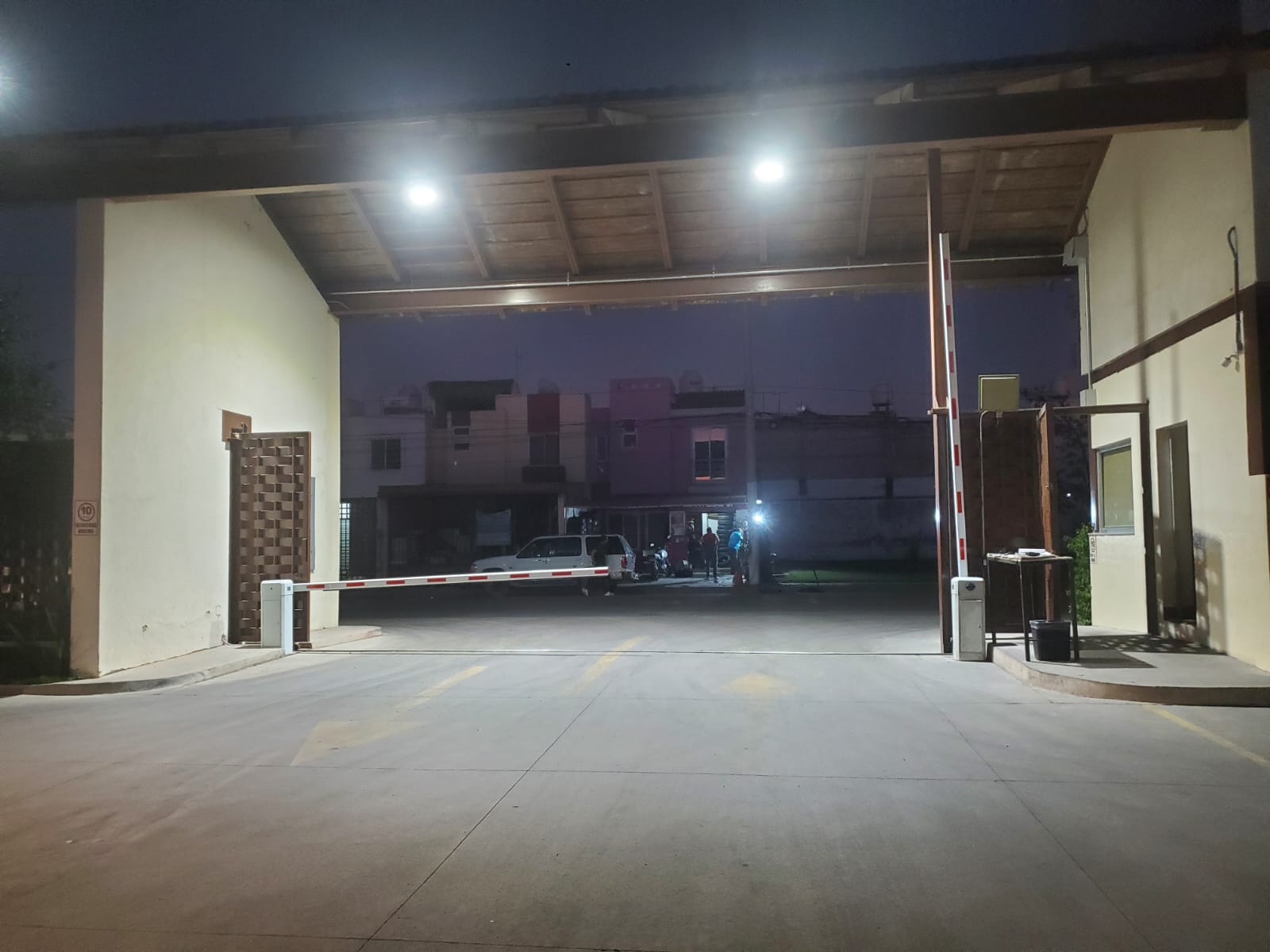 Control de Acceso Vehicular en Fábrica de Moda