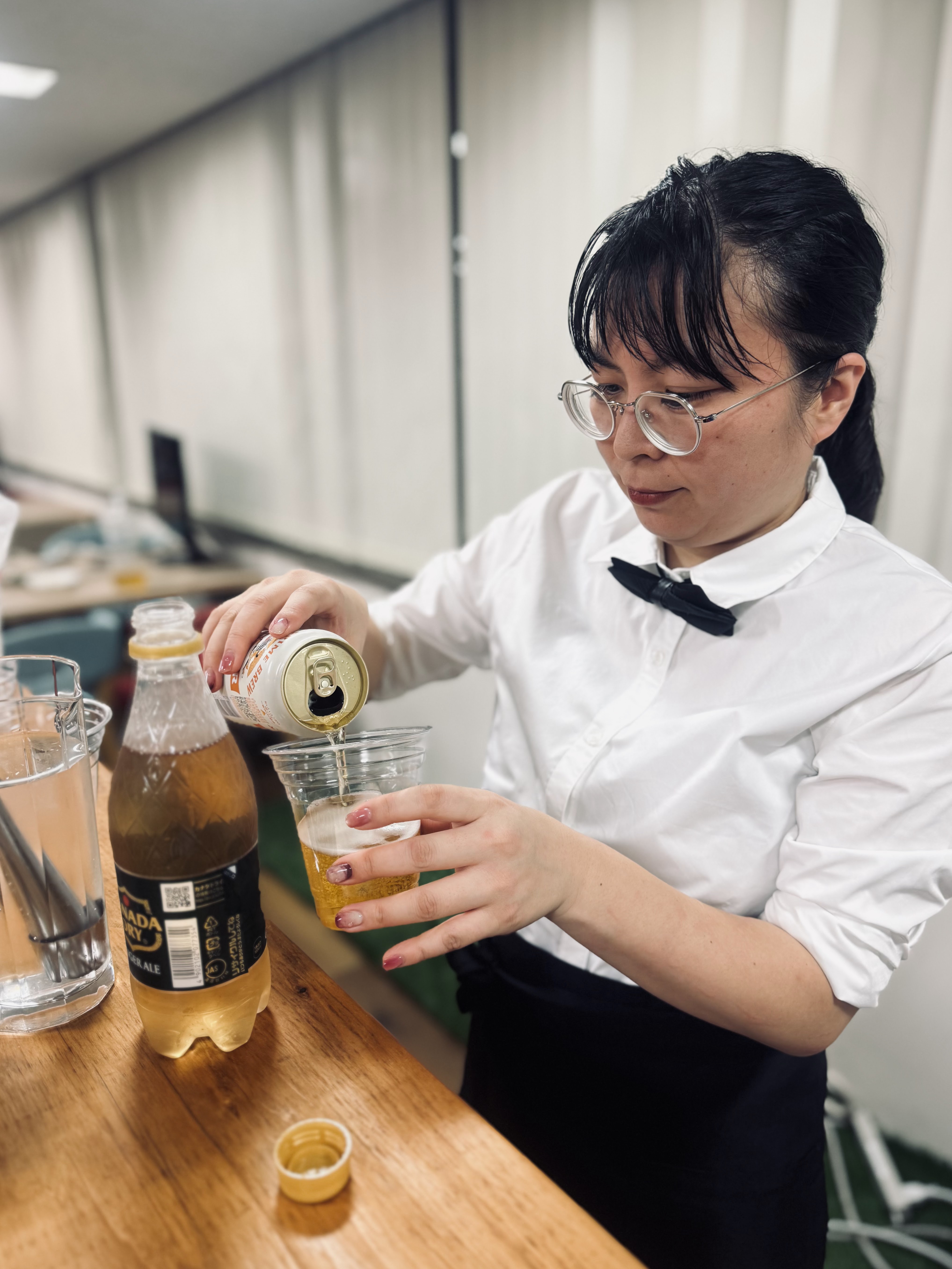 ３次会でバーテンダーをしているmistyさん