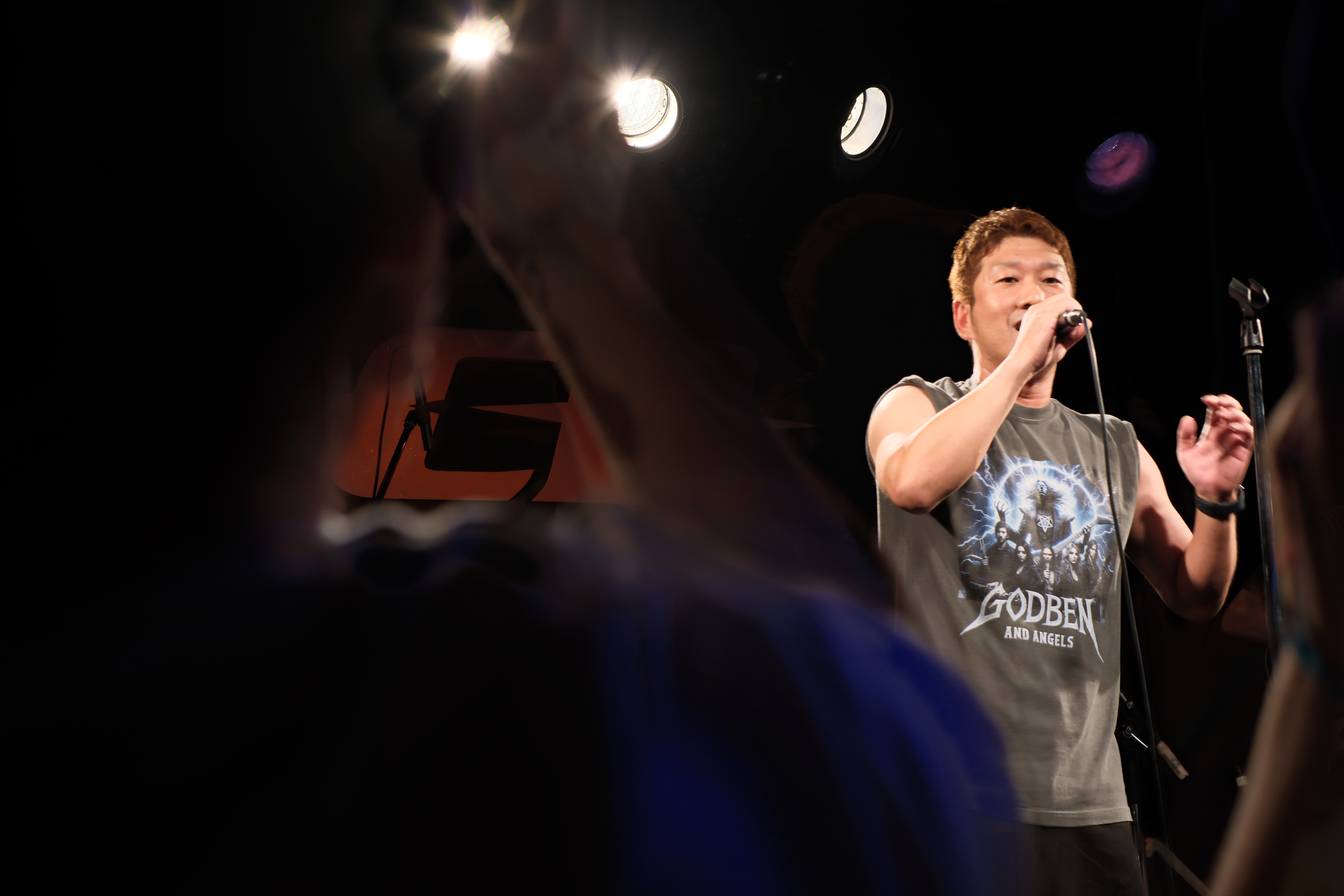 tsuruさんが歌っている写真