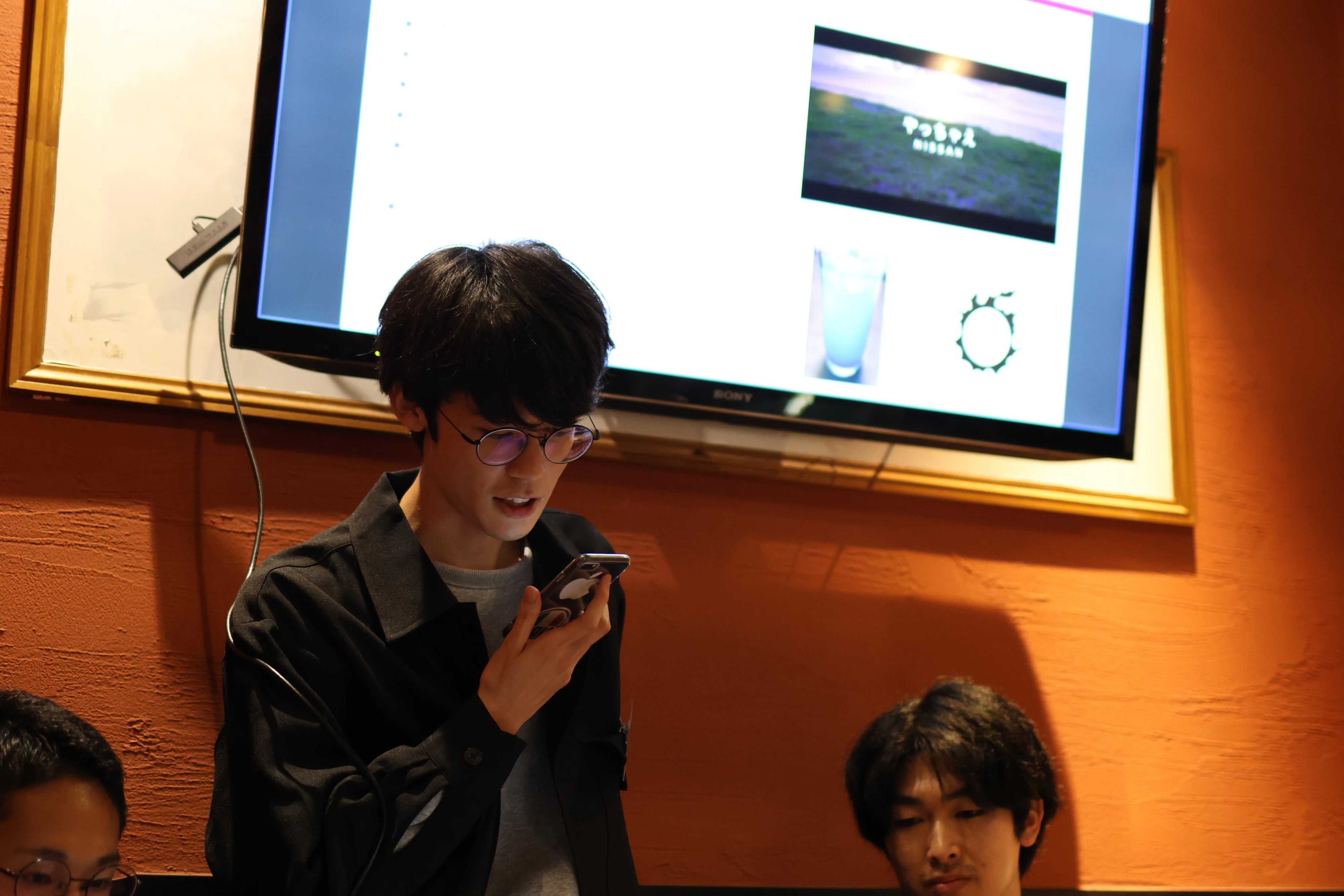 研修後のプレゼンを行うnissanのお写真