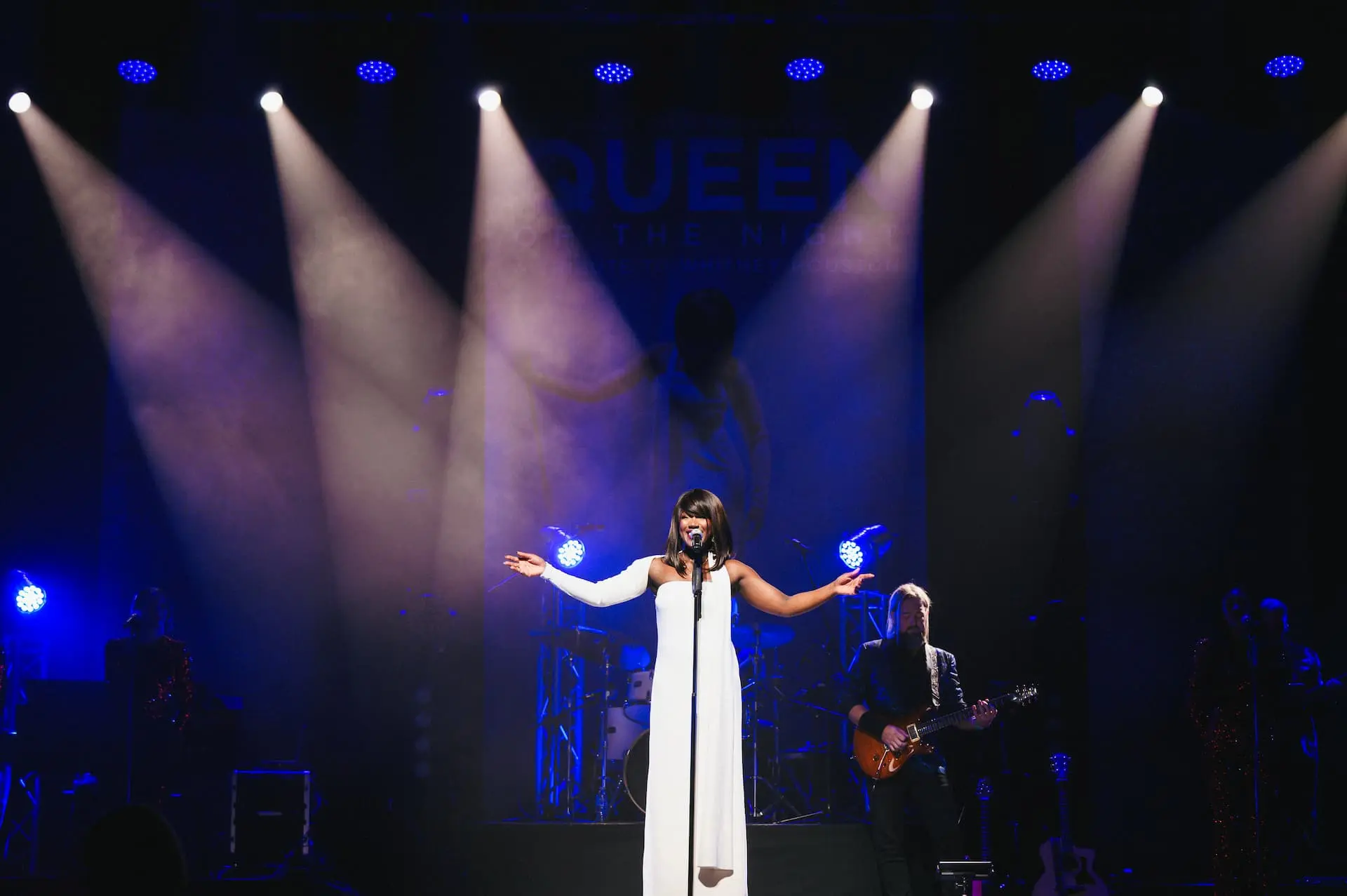 Image preview for WT: Queen of the night prod shots 2