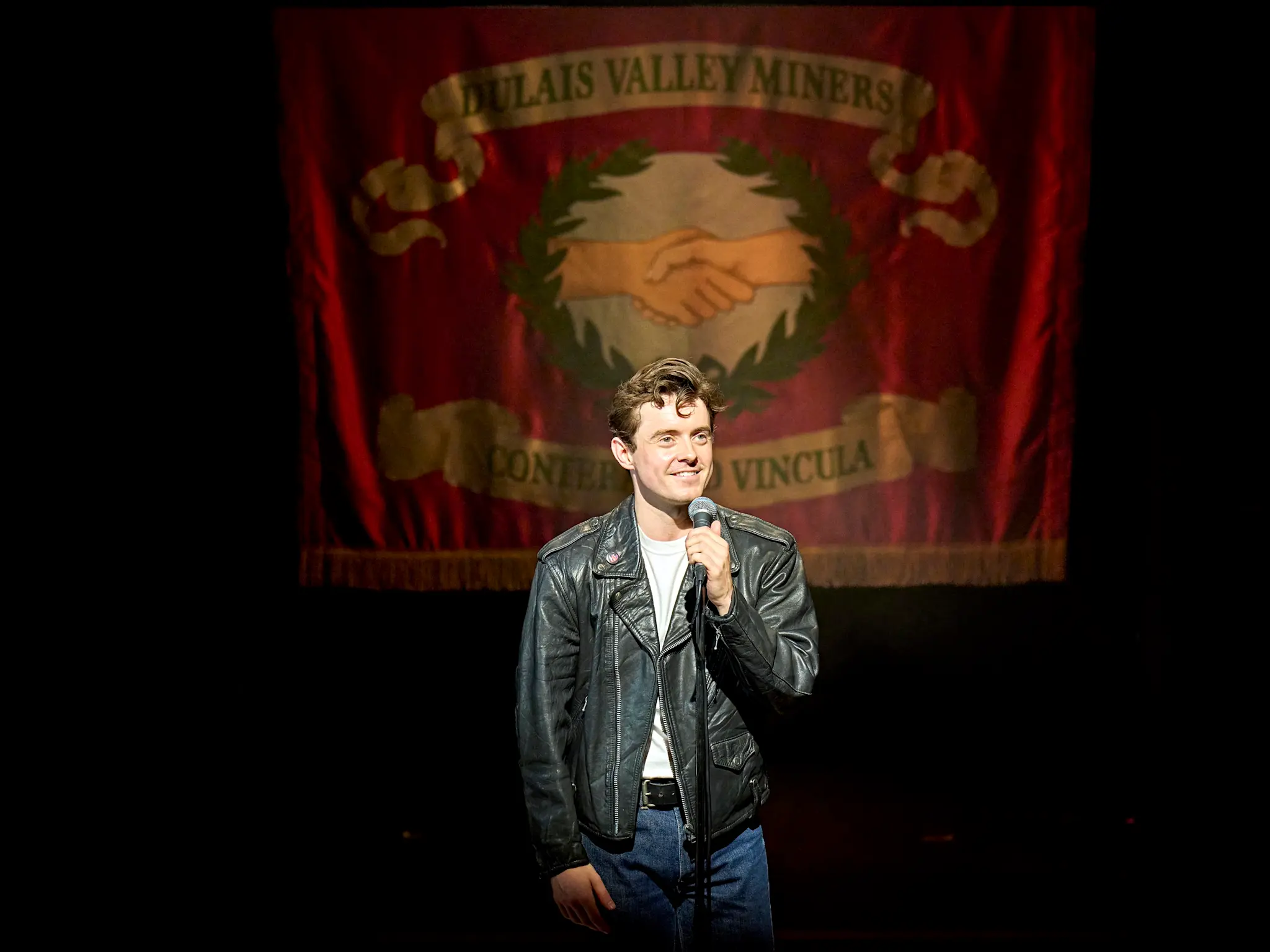 Image preview for Jhon Lumsden (Mark) in Pride at the National Theatre. Photo credit Manuel Harlan