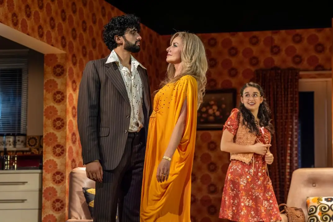 Image preview for Abigail-s Party - Omar Malik, Tamzin Outhwaite & Lauren Patel - Ellie Kurtz