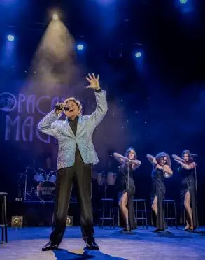 Image preview for Copacabana Magic: The Barry Manilow Show 4