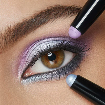 Stick format eyeshadow with a creamy formula and extreme hold - Long ...