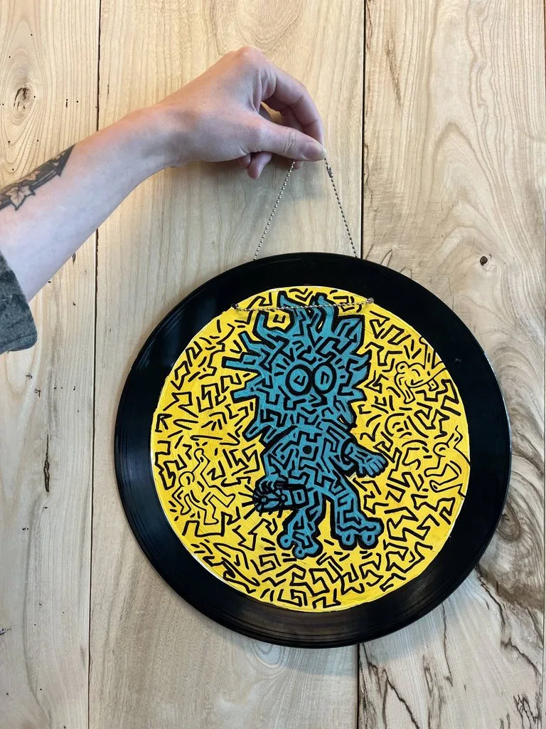 Art Together Workshop: Painting Vinyl Records