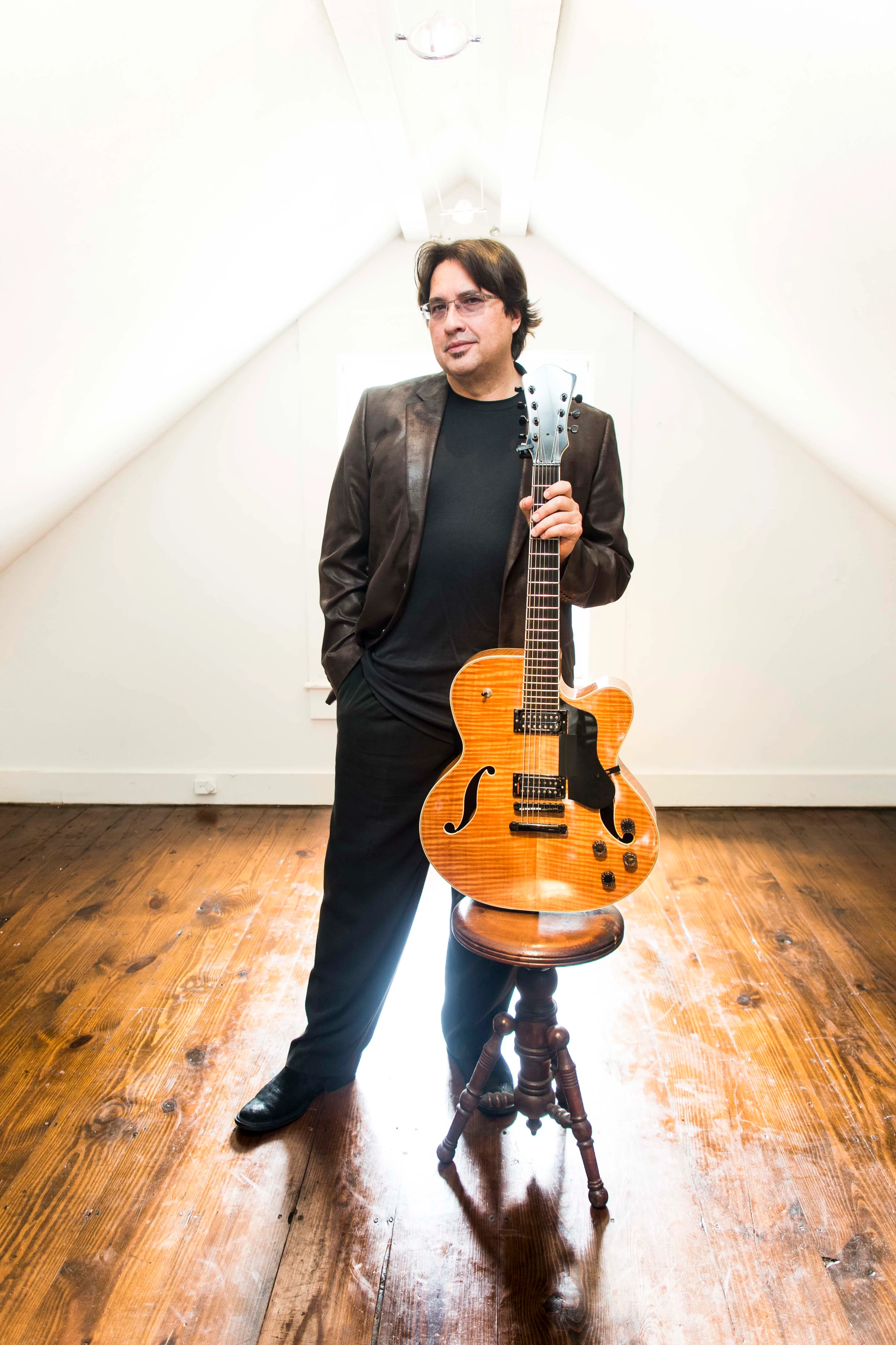 Candlelight Jazz: Steve Masakowski Family & Friends Band