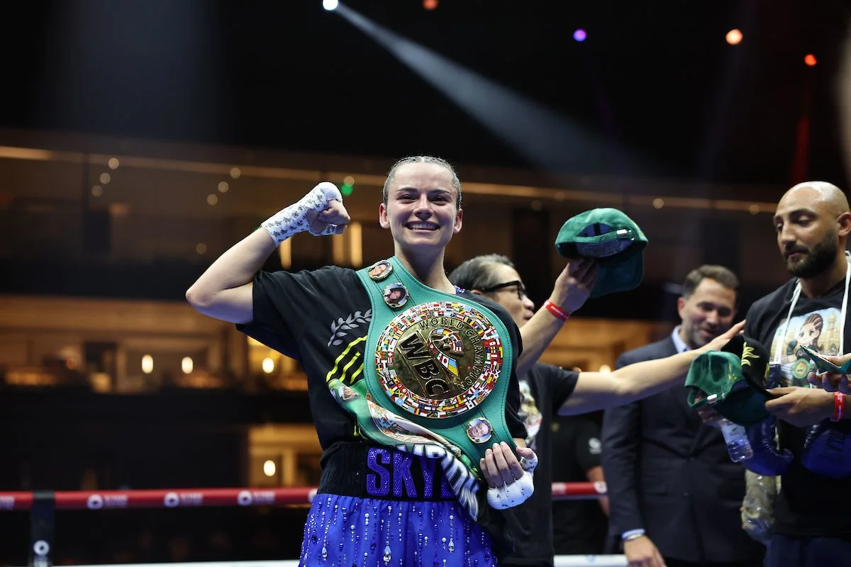 Raven Colson Skye High: Skye Nicolson Nearly Flawless in Lopsided Points Win Over ...