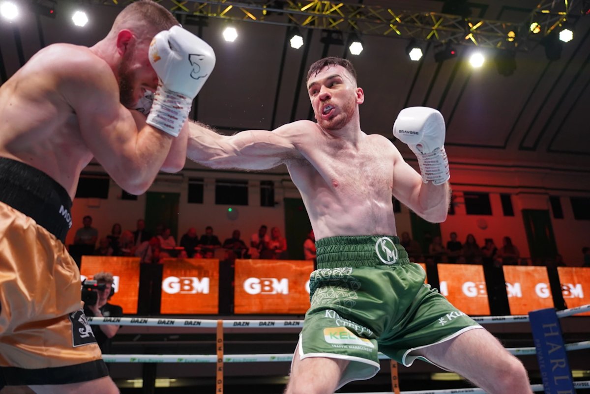 Welterweight prospect Molloy climbing steadily after delays