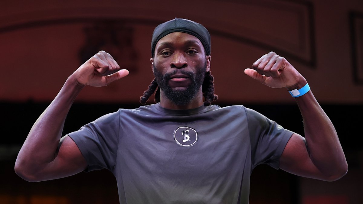 WBO 160-pound champ Bentley eyeing November return