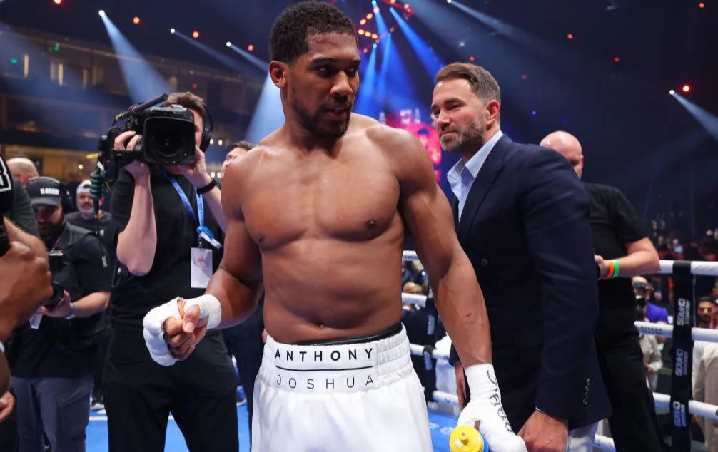Could Anthony Joshua still fight this year? There's a chance, Eddie ...