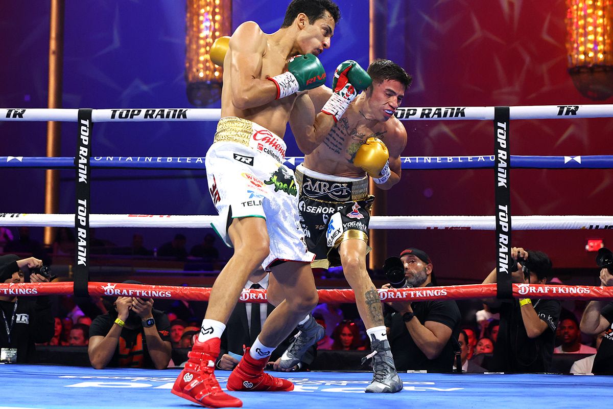 Late opponent change for Espinoza's Oct. 31 featherweight title defense