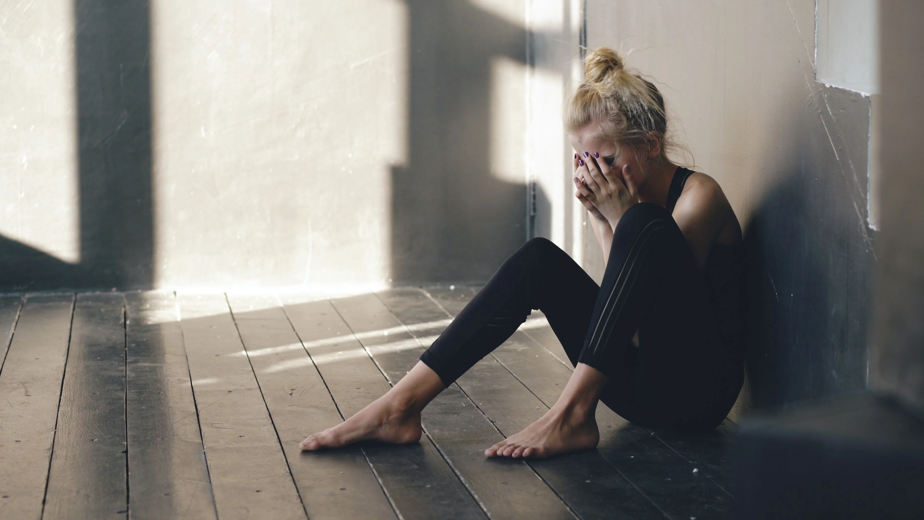 Gym Anxiety: Causes, Tips, and How to Feel Confident at the Gym
