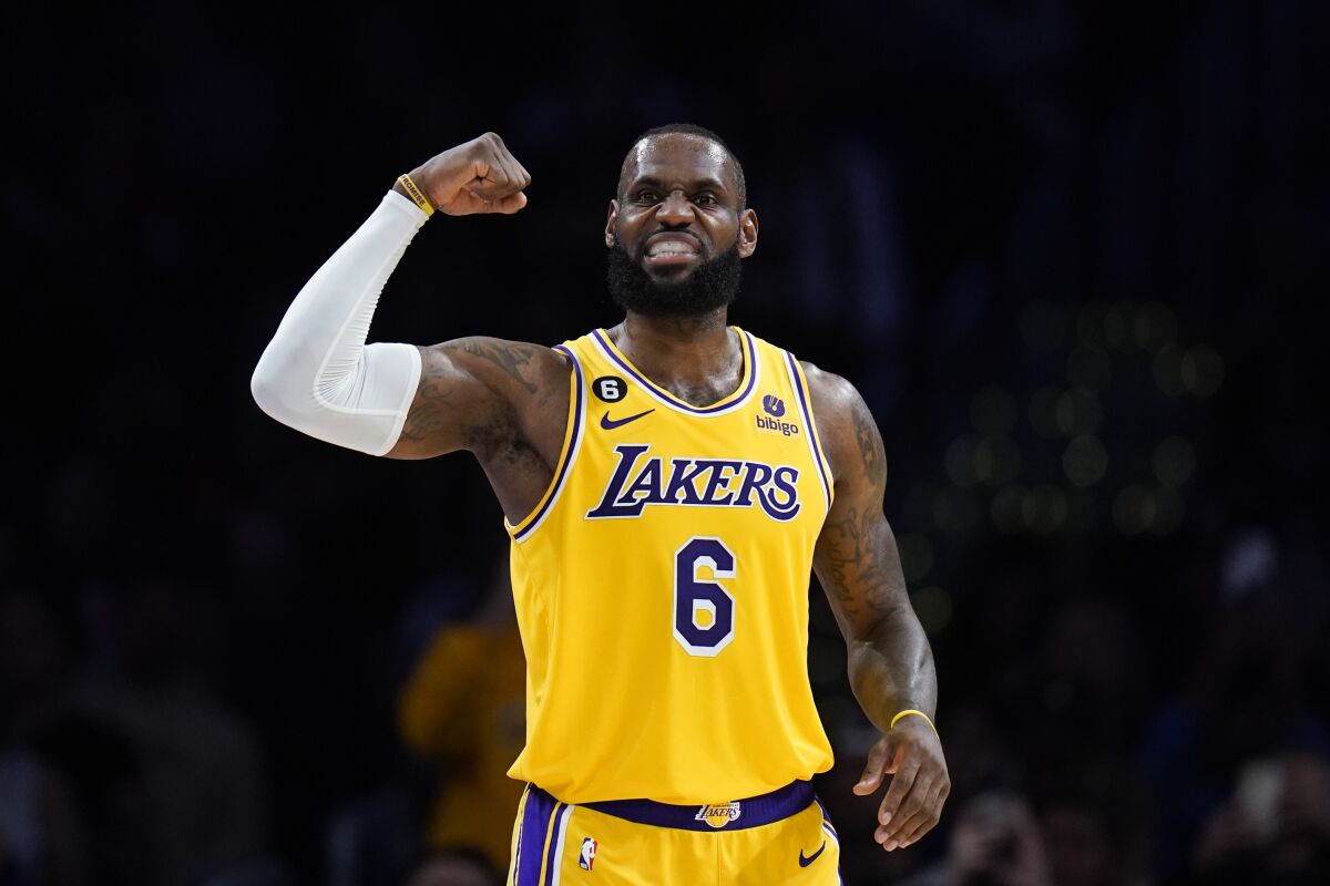 Lebron James se torna o 1º jogador bilionário em atividade da NBA