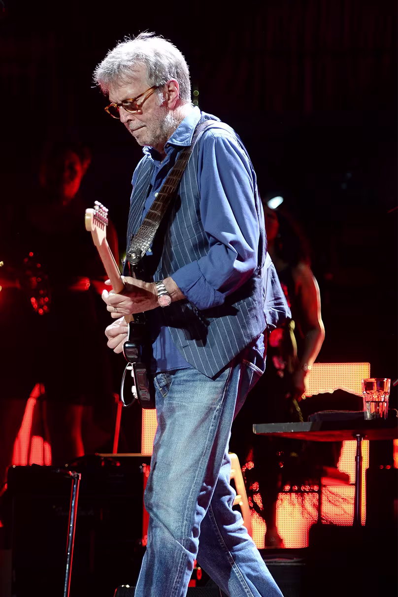 Eric Clapton spielt Gitarre