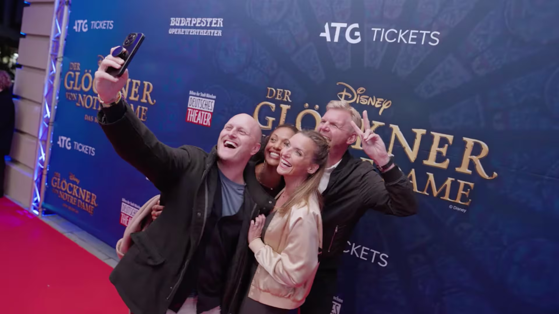 Premiere von Disney Der Glöckner von Notre Dame in München