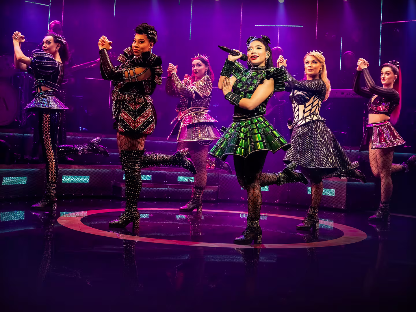 six-teaser-2spaltig-1440x1080-2025