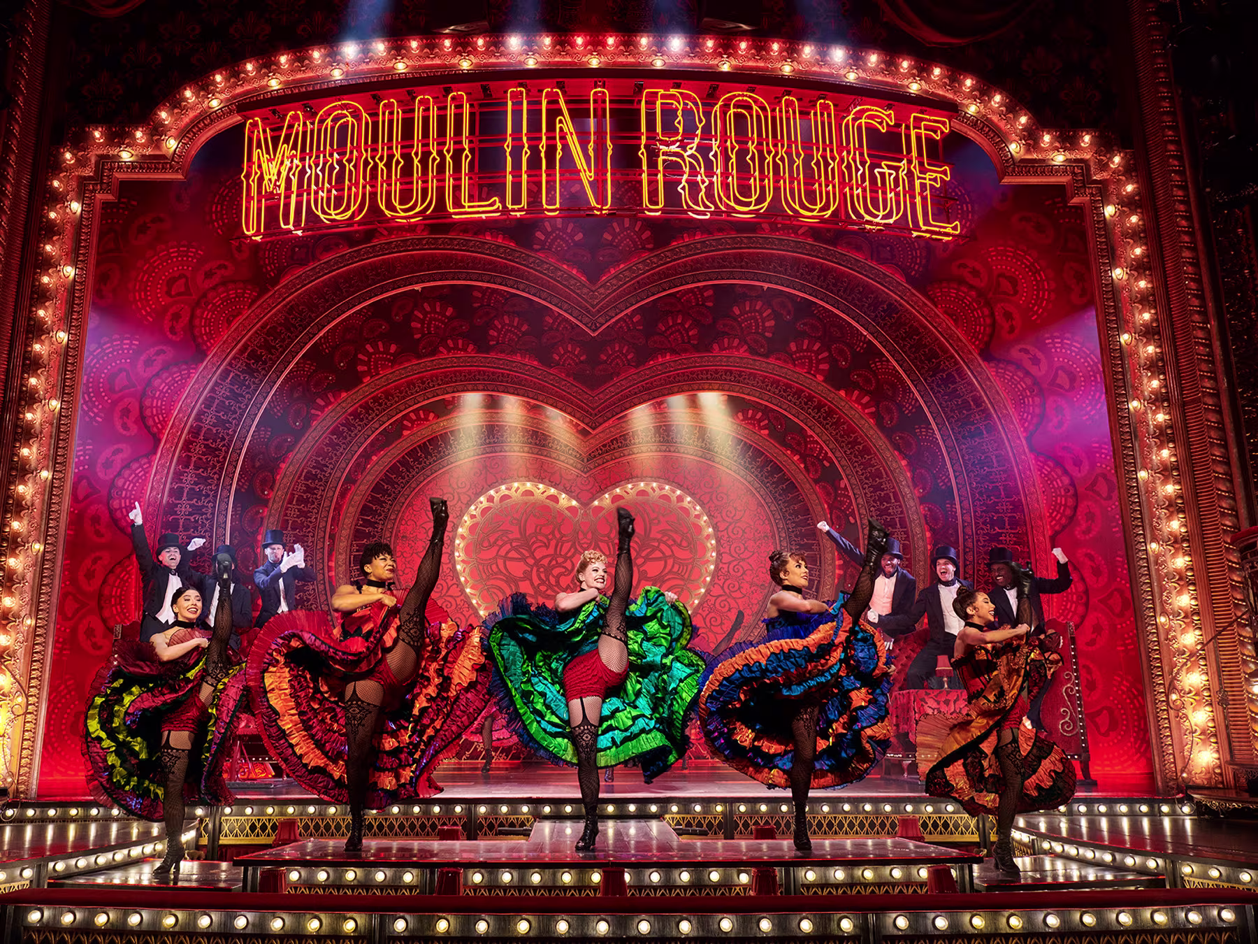 moulin-rouge-london-showfoto-1-bildergalerie-1800x1350px