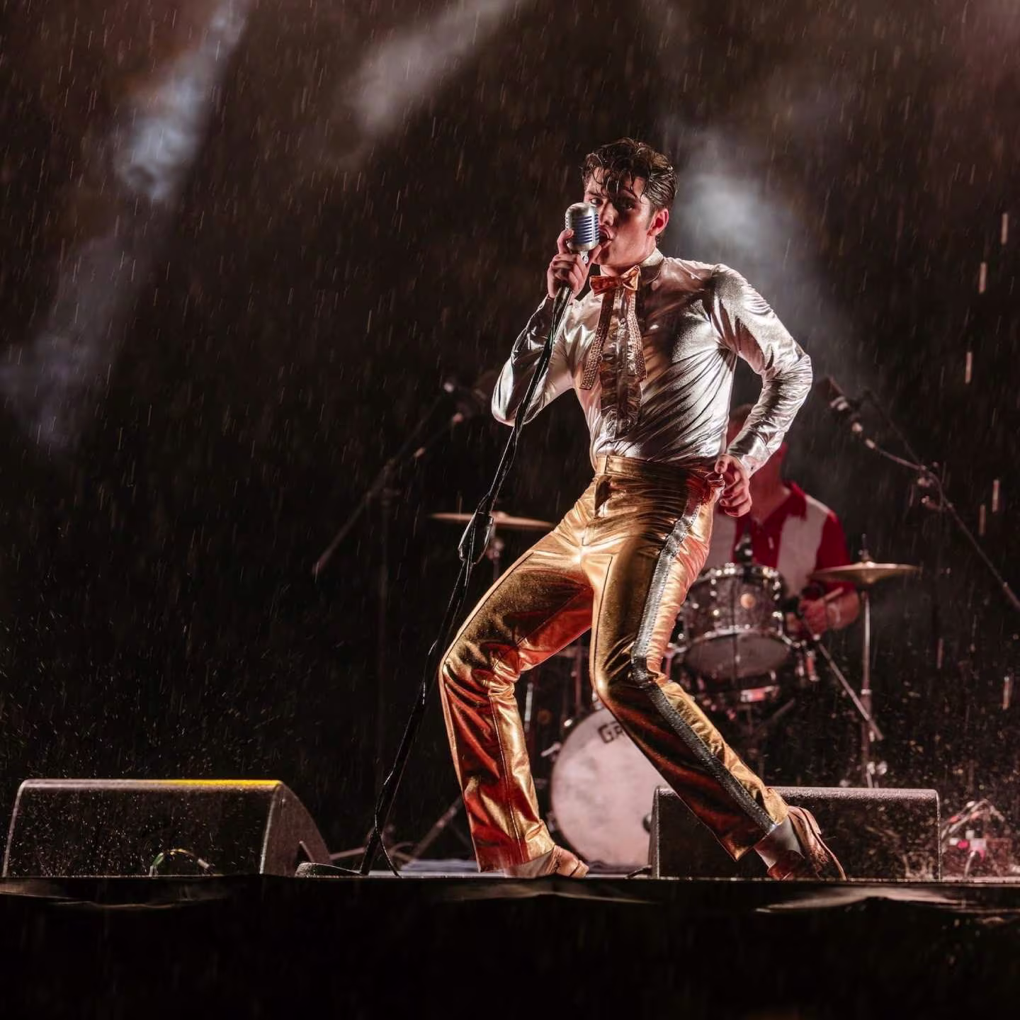 image-galerie-Elvis-Tribute-Artist-World-Tour-03-Emilio-Santoro-1440px