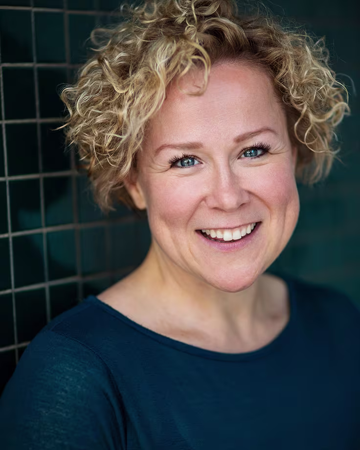 abenteuerland-tour-cast-Jana-Stelley-736x920-2025