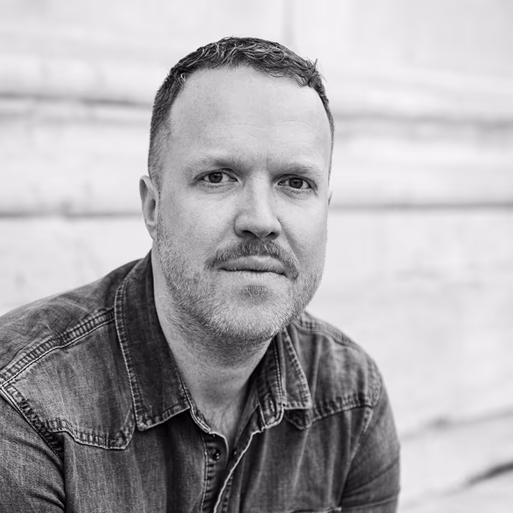 Portrait von Dustin Peters, Artistic Producer / Associate Director bei Romeo und Julia - Liebe ist alles 