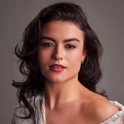 Porträt von Cast-Mitglied Bianca Sherrat