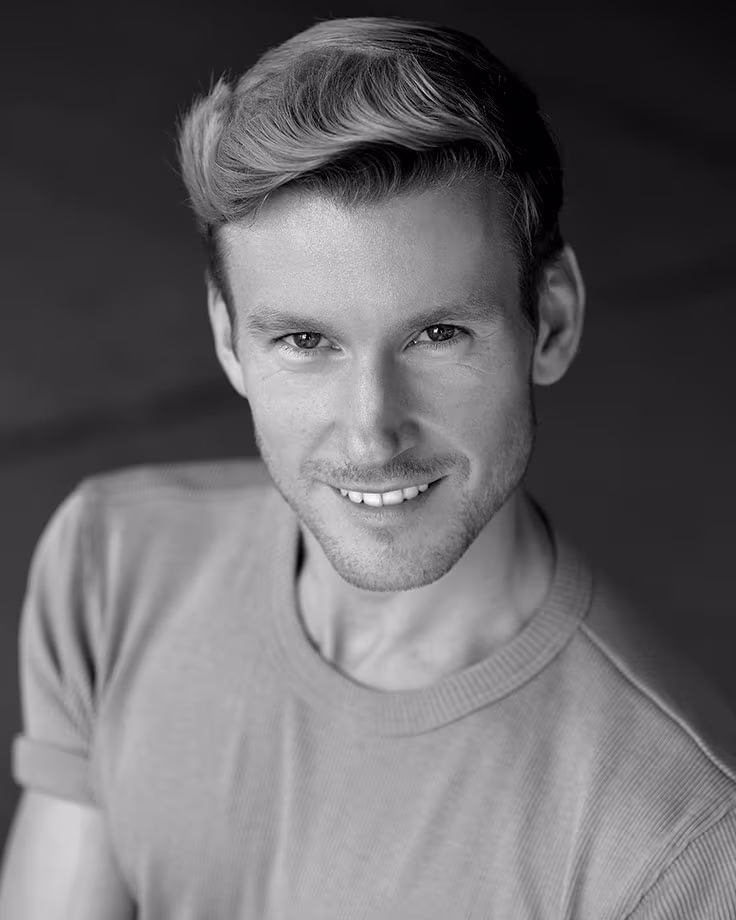 Porträt des Starlight Express Darstellers Tom Rowland