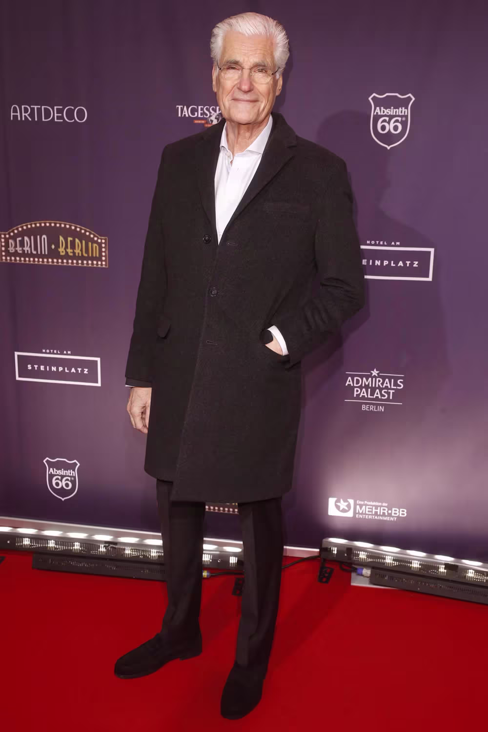 berlin-berlin-premiere-image-galerie-sky-du-mont-credit-sven-darmer