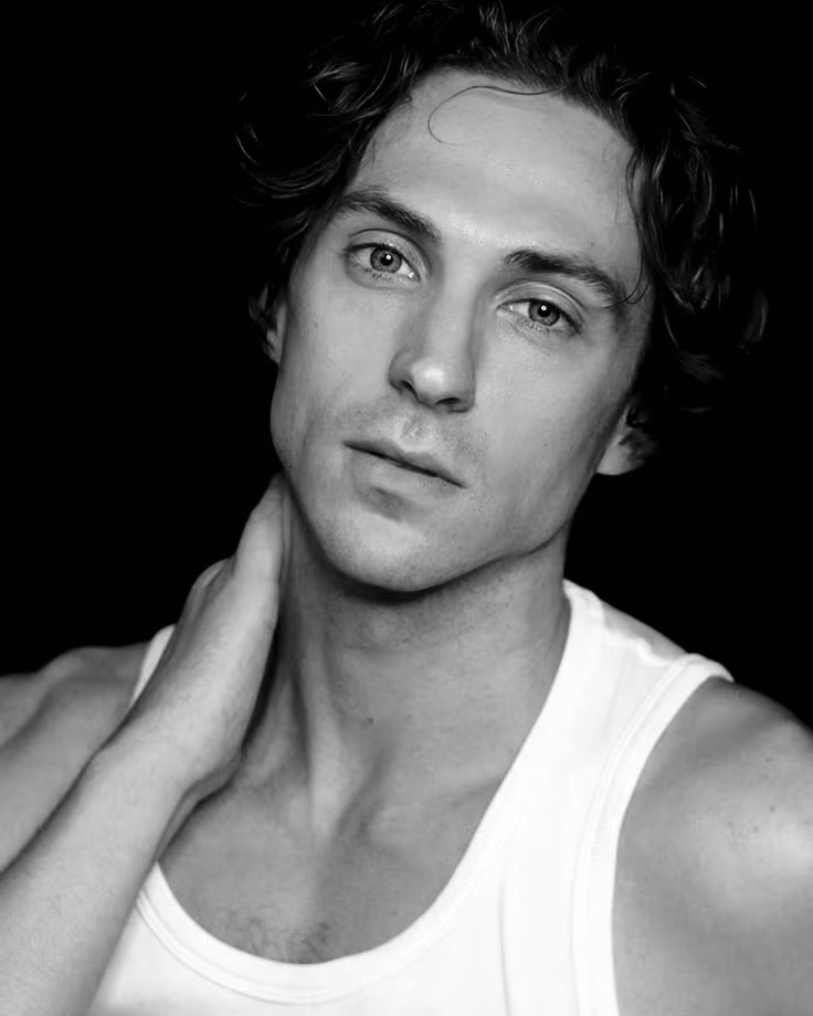 starlight-express-cast-Ohrling-Leon-neu-credit-736x920-2025