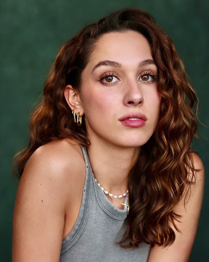 abenteuerland-tour-cast-Leonie-Wanger-credit-Jennie-Scott