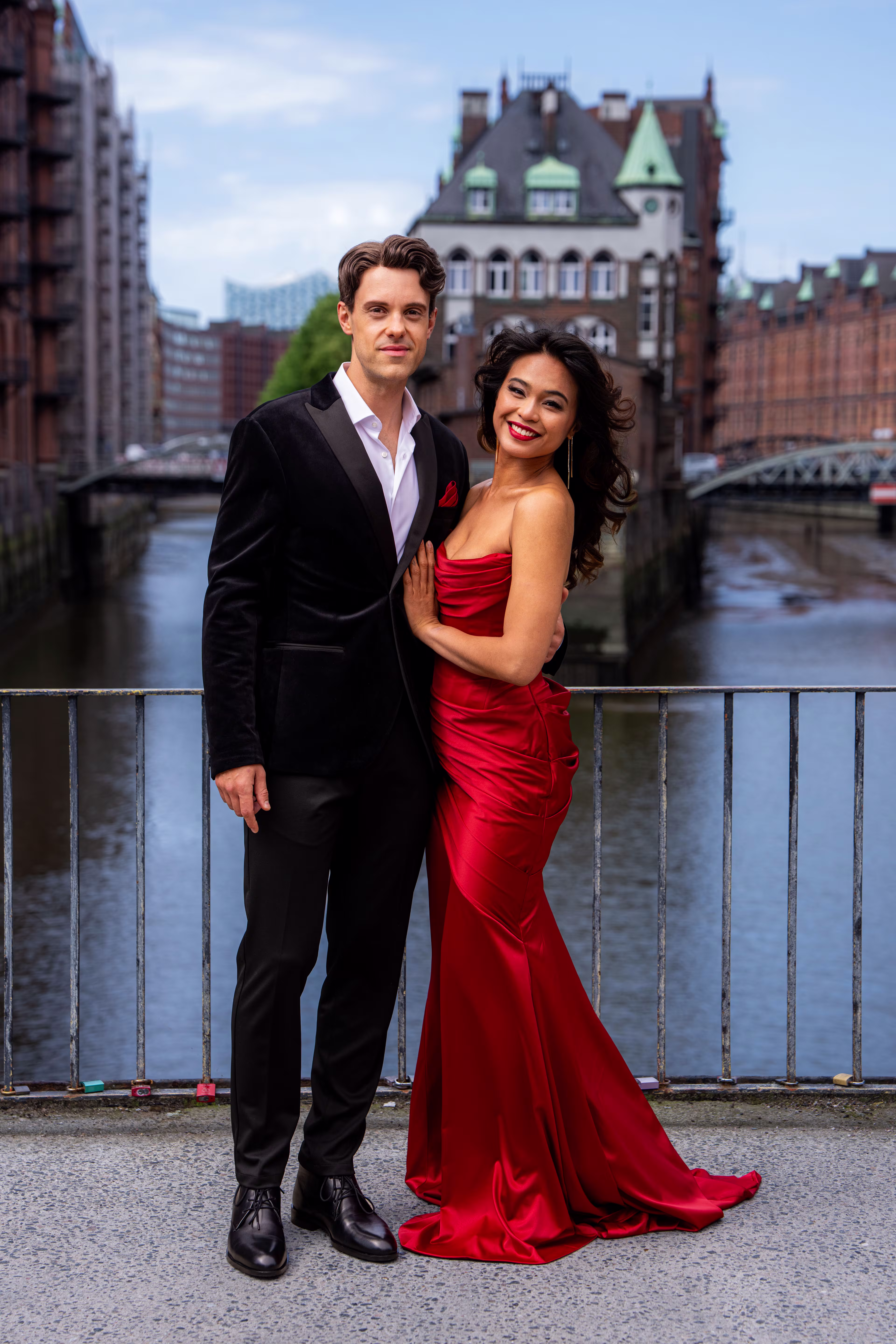 Jonas Hein und Mae Ann Jorolan | Foto: ATG Entertainment 