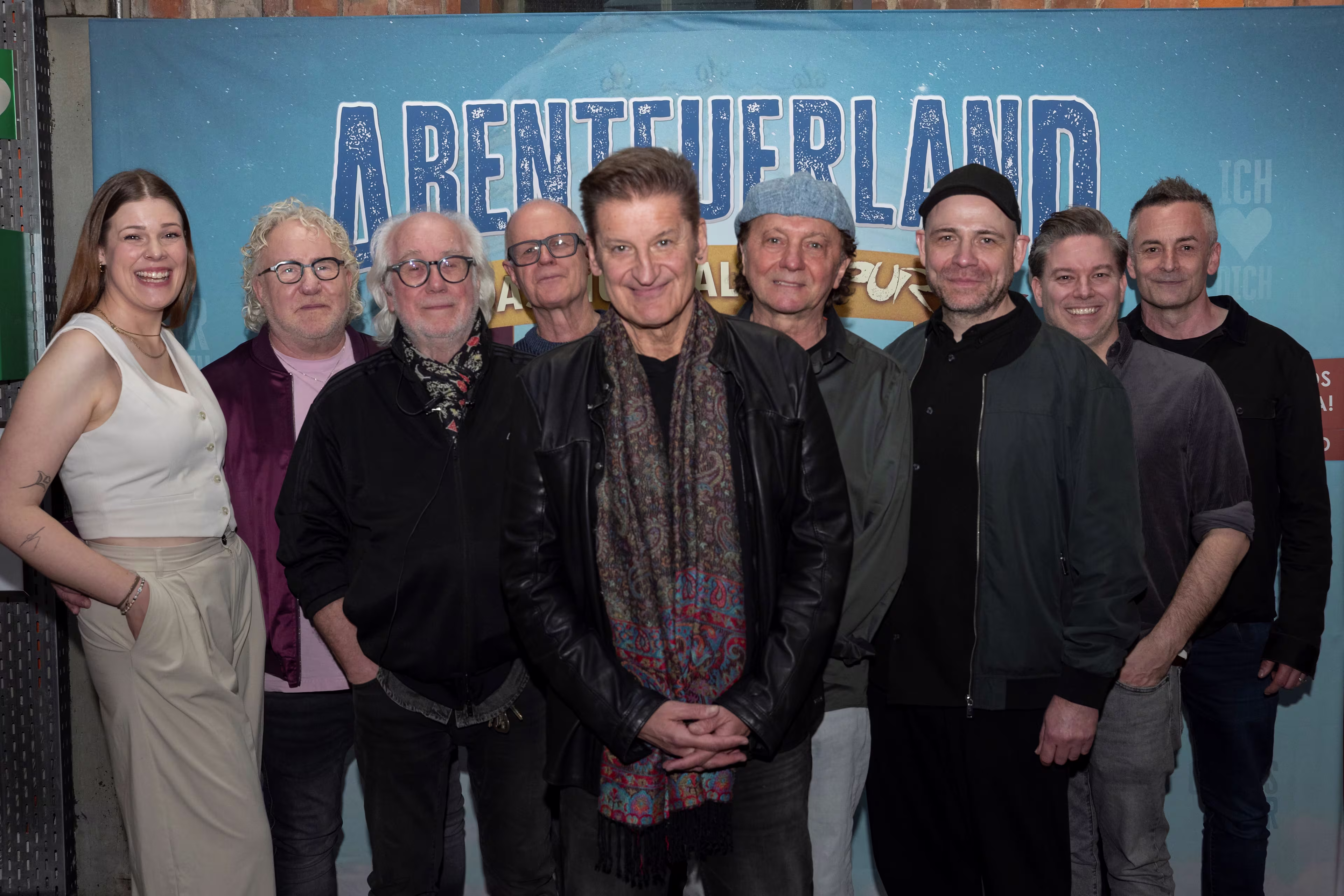 Foto: Bettina Meister | v.l.n.r. Katharina Burow, Cherry Gehring, Werner Schretzmeier, Matthias Ulmer, Hartmut Engler, Rudi Buttas, Frank Dapper, Martin Flohr, Gary Hickeson