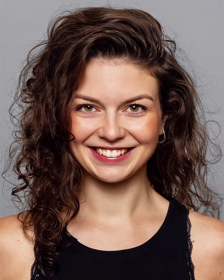 harry-potter-cast-anna-gassner-credit-maren-martens-490x631-2025