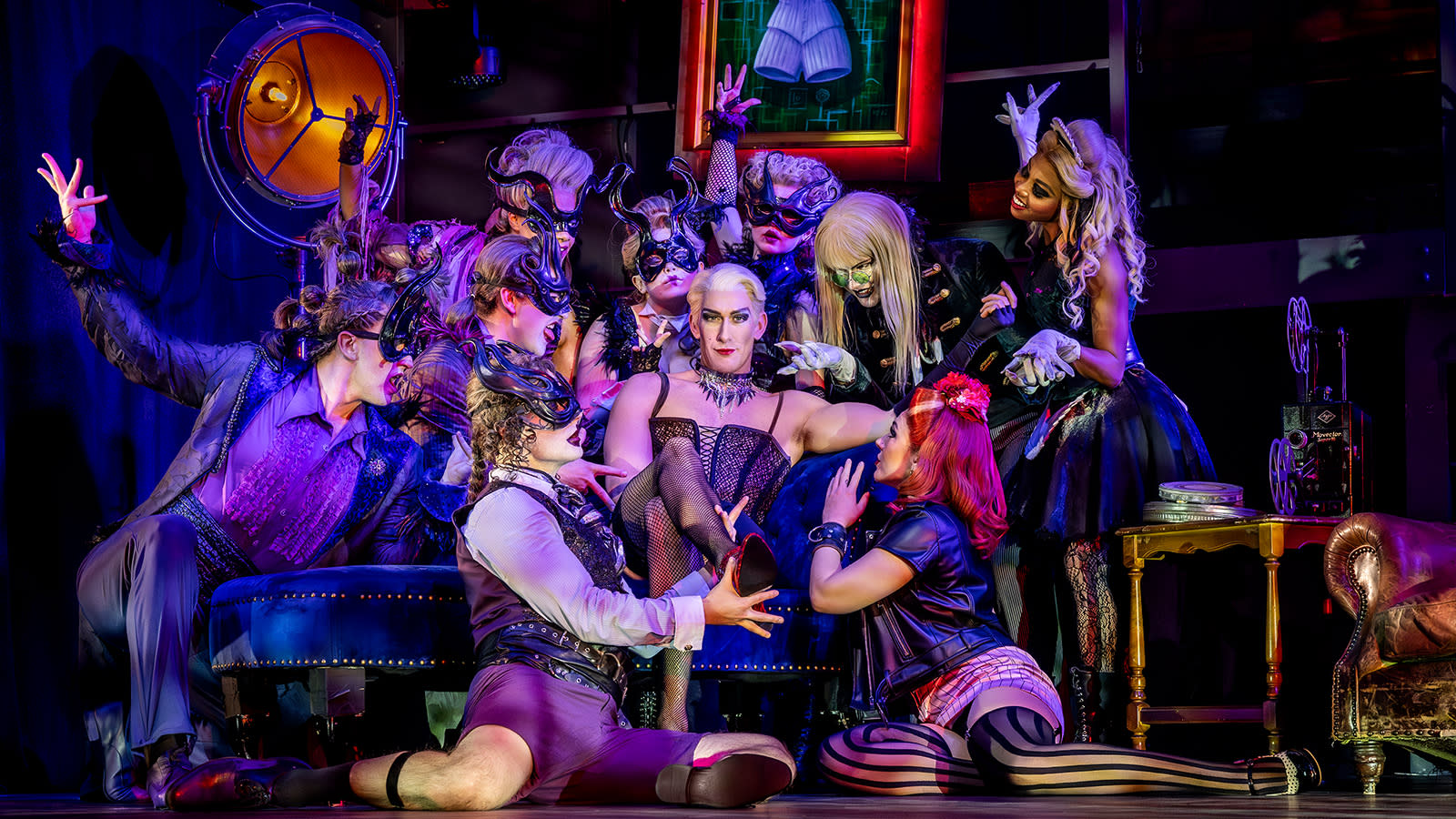 rocky-horror-show-handlung-cast-1600x900-2024