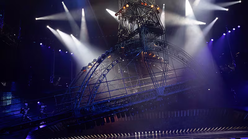 Starlight Express, Bühne mit Beleuchtung