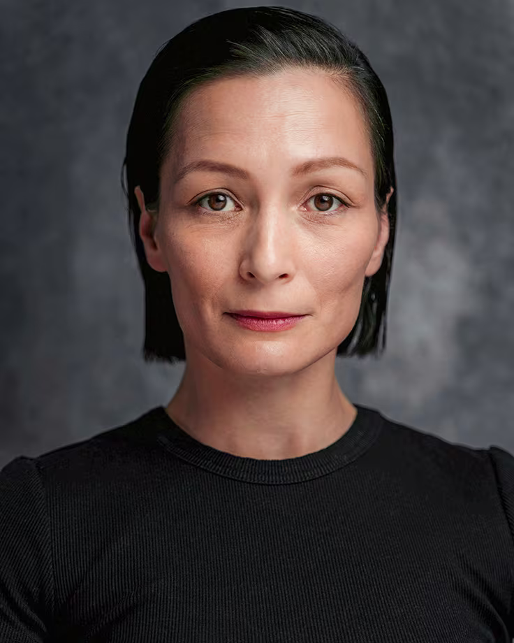 Porträt der Mrs. Doubtfire Cast Julia Waldmayer