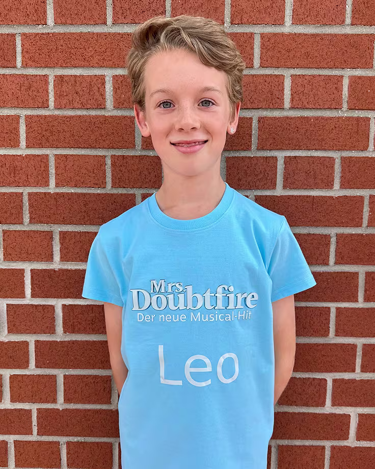 mrs-doubtfire-young-cast-Leo-736x920-2025