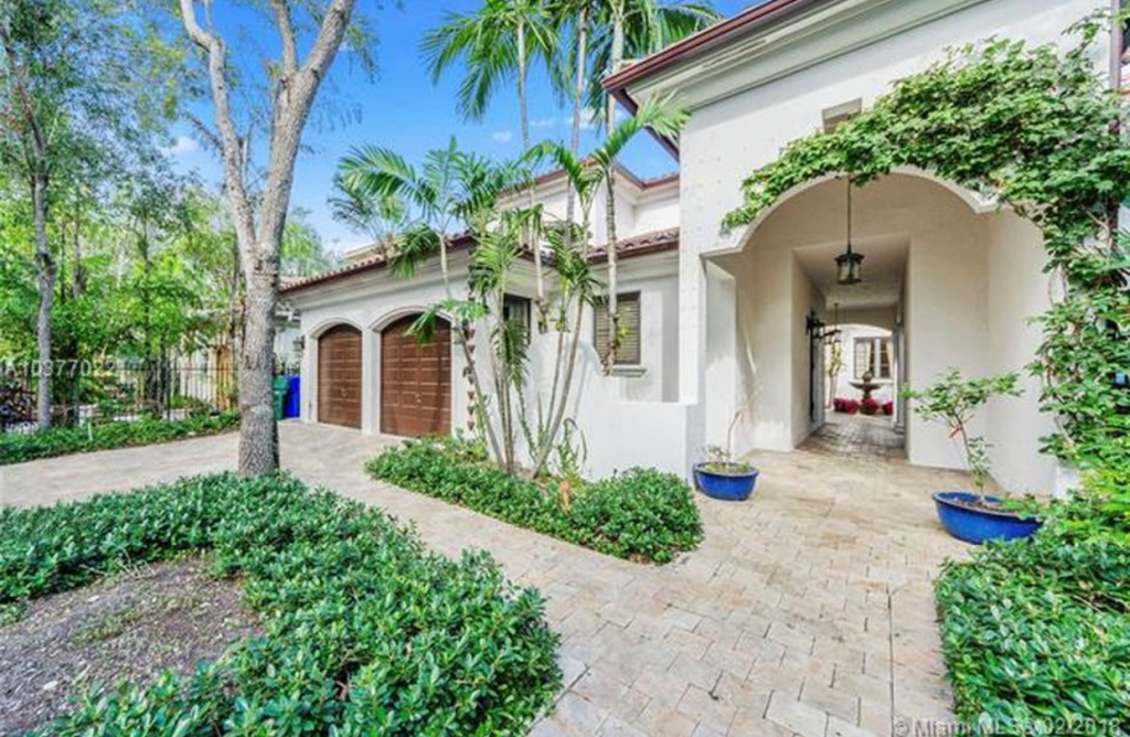 Los Angeles, Miami and Cabo Rentals Available This Summer - Image 22