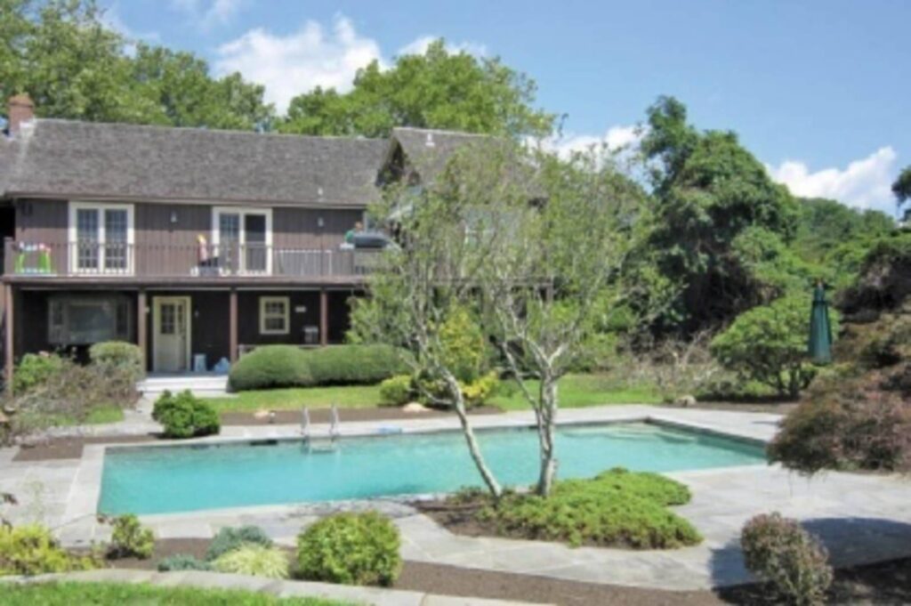 Hamptons Luxury Rentals - Image 2