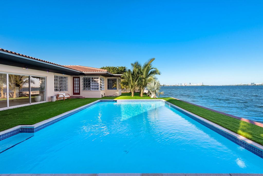 Los Angeles, Miami and Cabo Rentals Available This Summer - Image 12