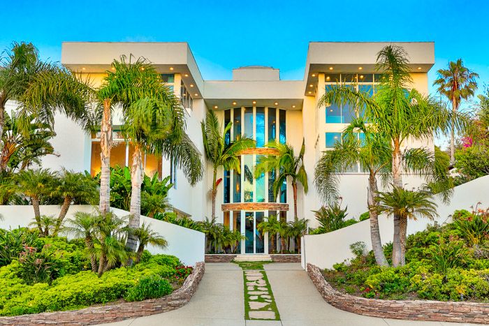 Luxury Rentals in Malibu - Image 3