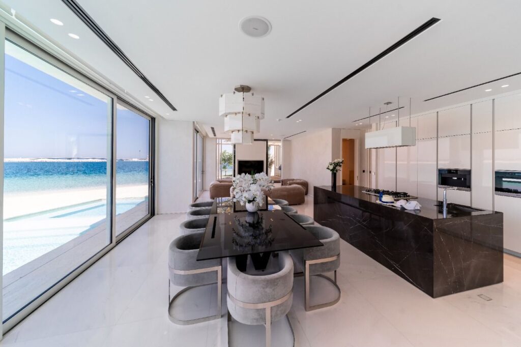 Luxury Rentals in Dubai - Image 2