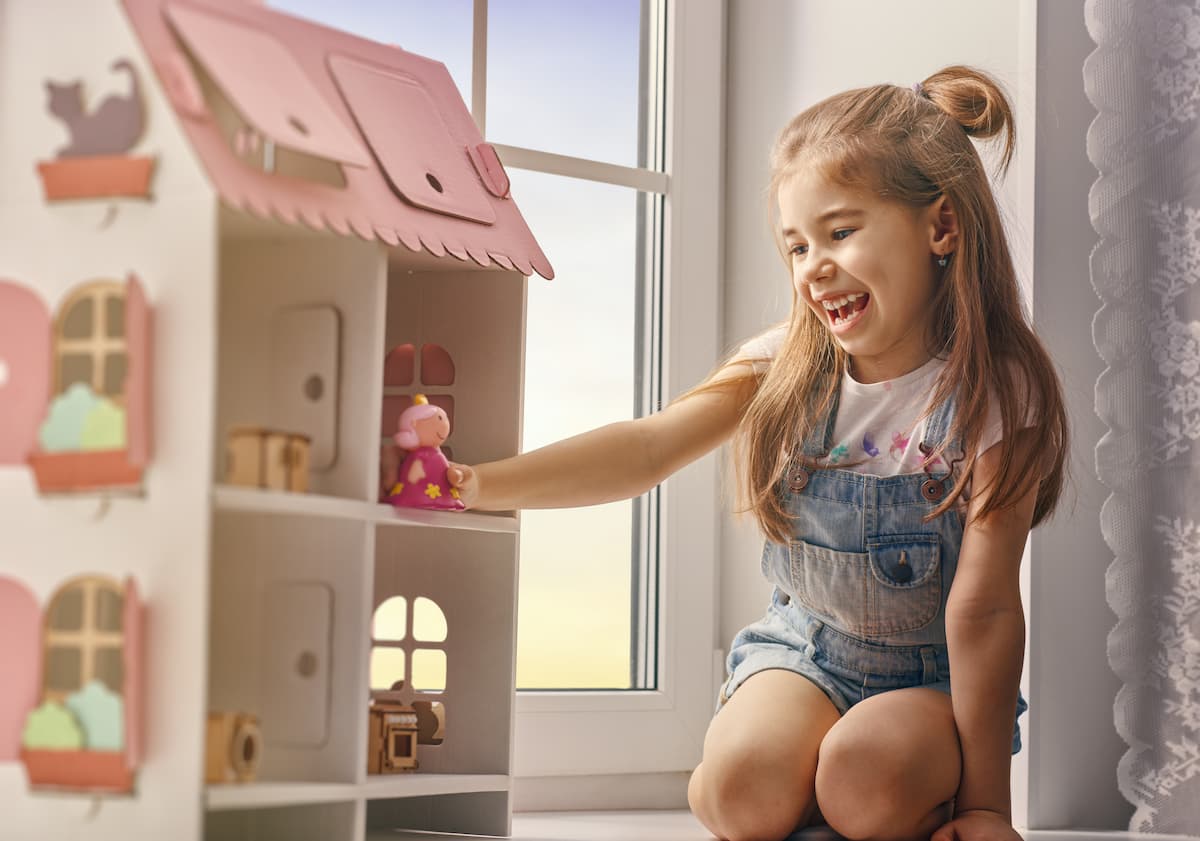 Zabawki dla dziewczynek w każdym wieku: Fajne i modne pomysły w 2024