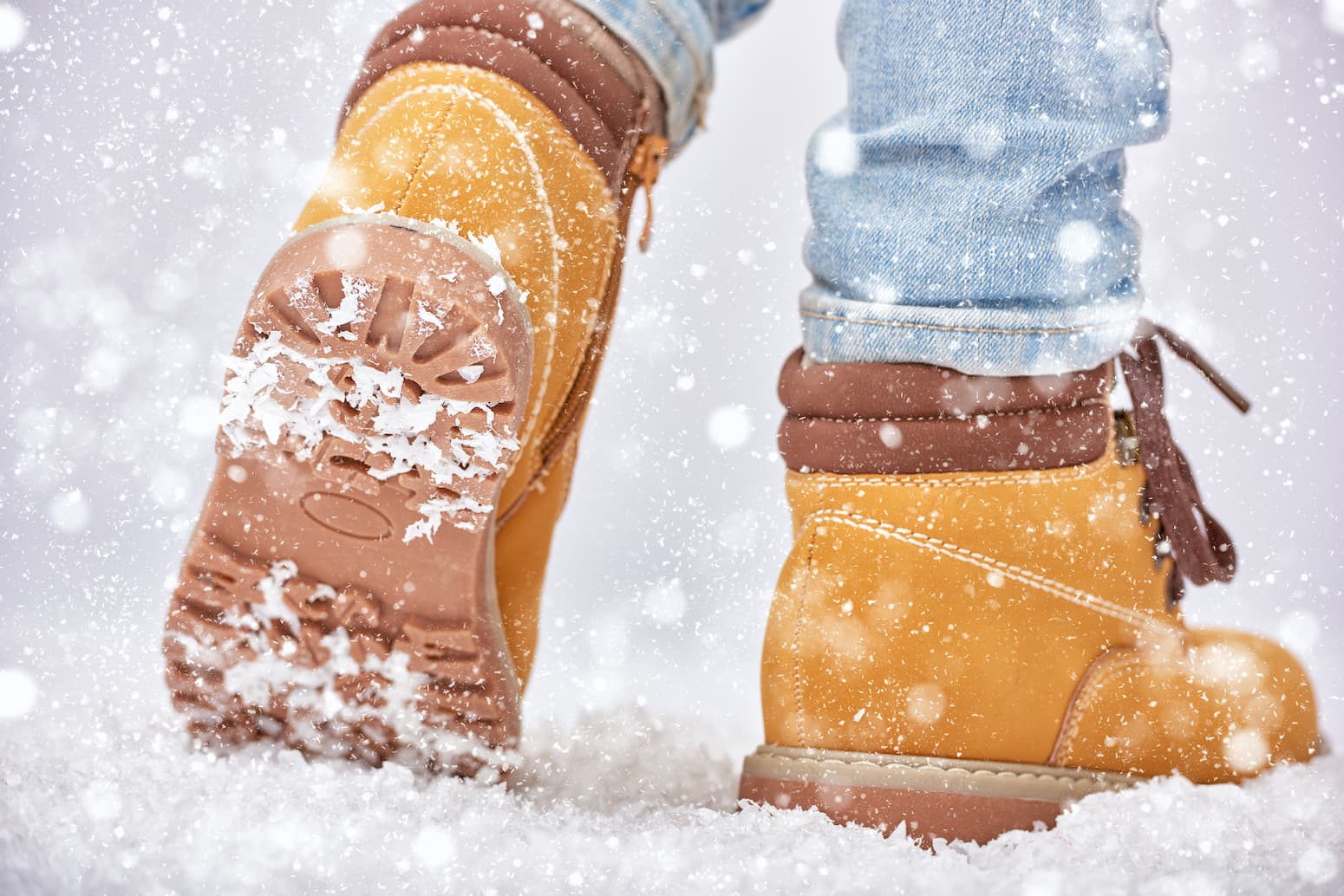 Śniegowce dla dzieci: tanie i ciepłe buty dziecięce na sezon zimowy 2023/24